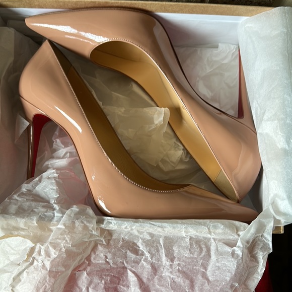 Brand new Authentic Kate 100 Christian Louboutin - Picture 3 of 7